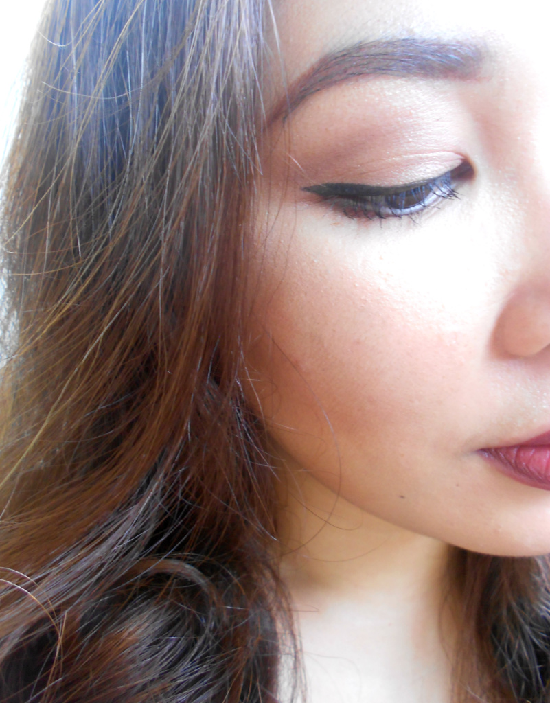 Face of The Day - Neautral Makeup and Dark Lip - 1