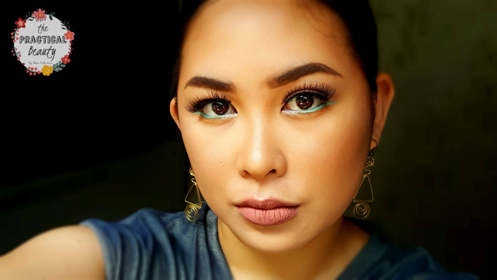 Blue Eyeliner Eye Makeup Look | The Practical Beauty